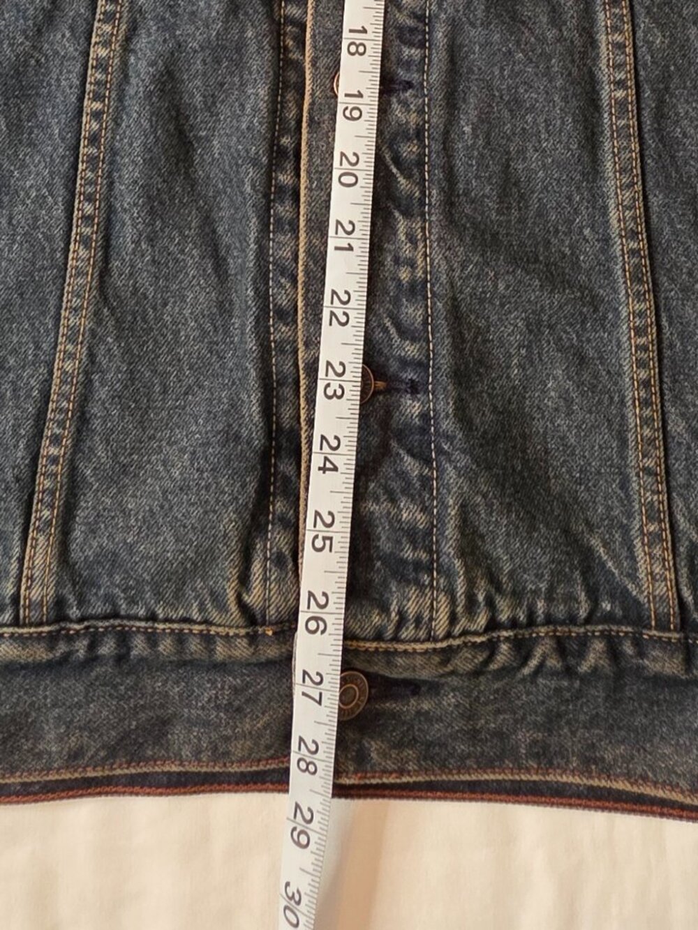 Signature by Levi Strauss Dark Wash Denim Trucker Jacket, Size men's Large - Picture 4 of 10